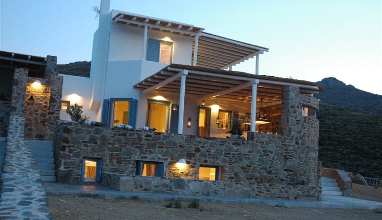 Charming house in a beautiful Greek island