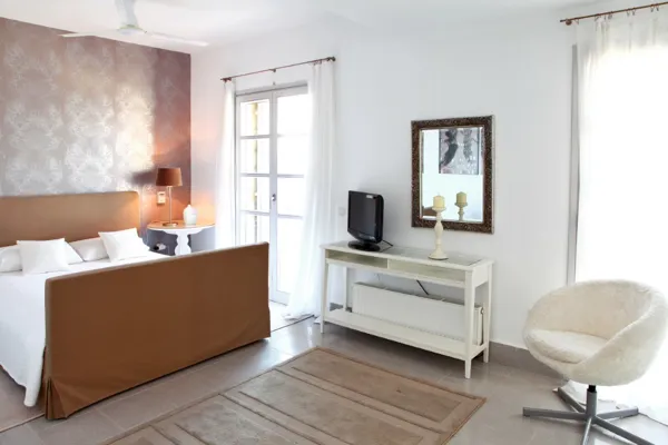 Spectacular views in an understated luxurious environment   - Otzias, Kea, Cyclades Islands