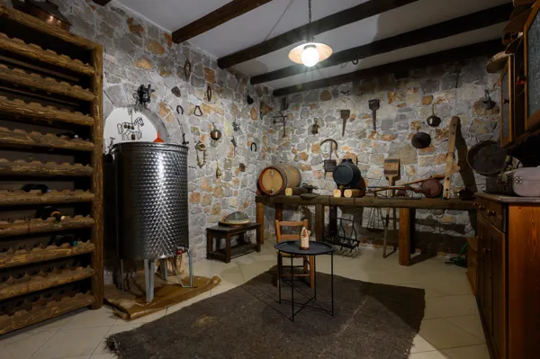 Stone villa with modern amenities  - Mesochori, Messinia, Peloponnese