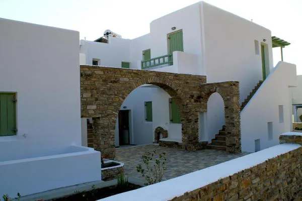Cycladic-Style Hotel Close to the Sea in Antiparos - Antiparos, Antiparos, Cyclades Islands