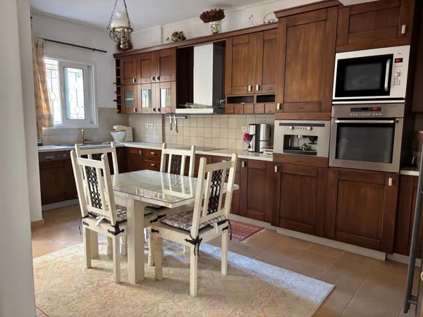 Great located residence in the north suburb of Lykovrysi - Lykovrysi, Attica