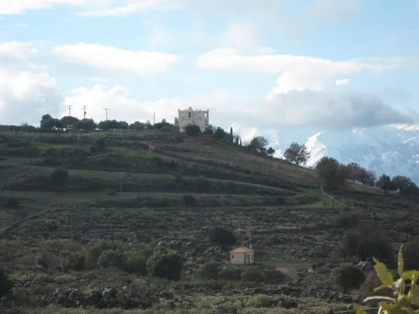 Hilltop villa overlooking the sea in Crete - Prines, Rethymno, Crete