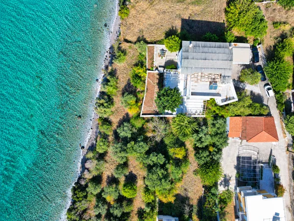 Stunning seafront villa in Verga beach - Kalamata, Messinia, Peloponnese