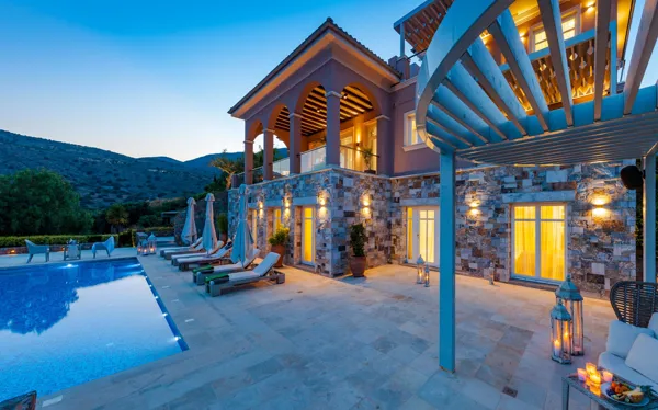Waterfront villa with pool and garden - Plaka, Lasithi, Crete
