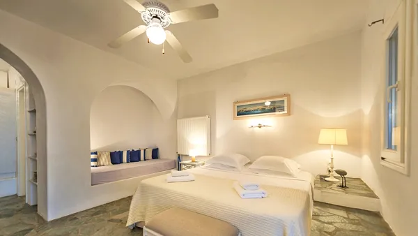 Villa with Pool & Sea View - Aspro Chorio, Paros, Cyclades Islands