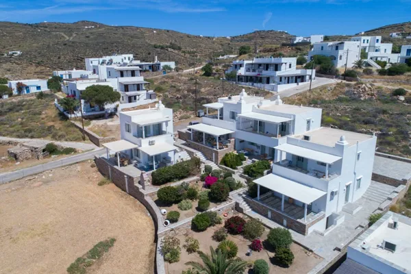 Traditional house next to the beach - Faros, Sifnos, Cyclades Islands