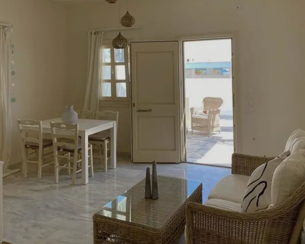 Holiday house just steps from the beach - Astypalaia