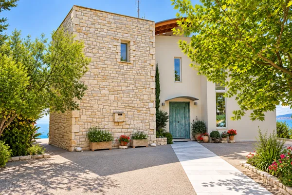 Stunning seafront villa in Verga beach - Kalamata, Messinia, Peloponnese