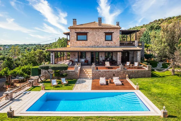 Stone villa with modern amenities  - Mesochori, Messinia, Peloponnese