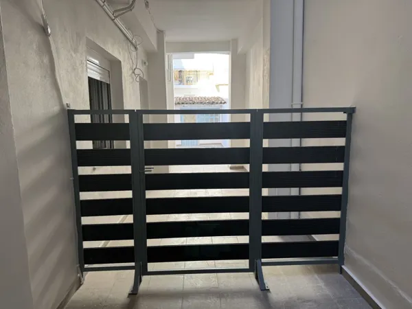 Fully renovated apartment in Korydallos - Peiraias, Attica