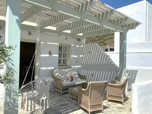 Holiday house just steps from the beach - Astypalaia