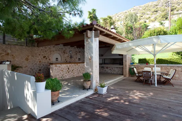Unique Villa with Swimming Pool in Lagonisi  - Lagonissi