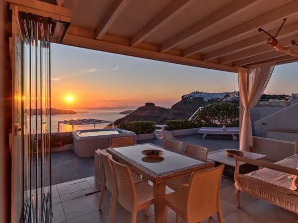Caldera property with dramatic sea & volcano views - Firostefani, Santorini, Cyclades Islands