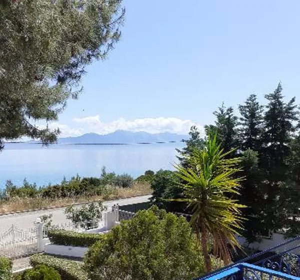 An extraordinary coastal estate overlooking the Euboean gulf - Theologos, Fthiotida, Central Greece