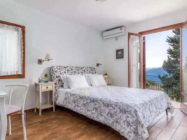 Charming holiday house facing the Ionian Sea and the majestic sunset  - Ithaki, Ithaca, Ionian Islands