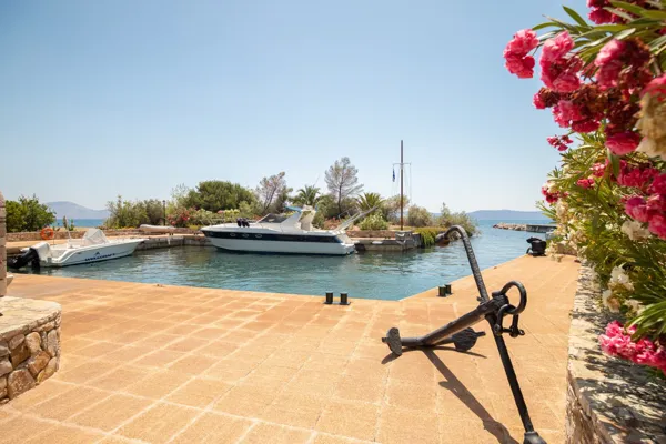 Waterfront estate - Thermisia, Argolis, Peloponnese