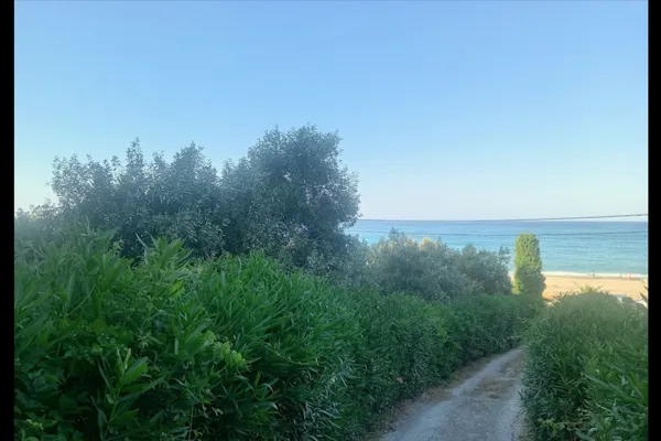 Buildable Beachfront Corner Plot - Cherefto, Pelion, Thessaly