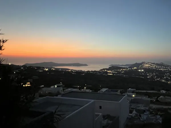 Traditional Restored 4-bedroom house - Pyrgos, Santorini, Cyclades Islands