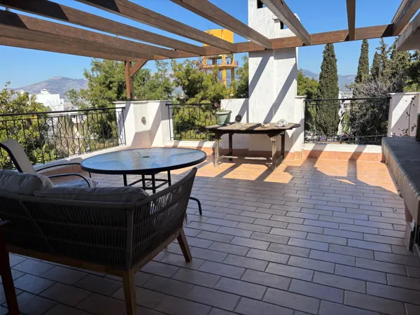 Great located residence in the north suburb of Lykovrysi - Lykovrysi, Attica
