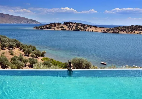Graciously positioned modern villa - Fteli, Lesvos, North Aegean Islands