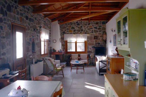 Great positioned house next to the seashore - Sigri, Lesvos, North Aegean Islands