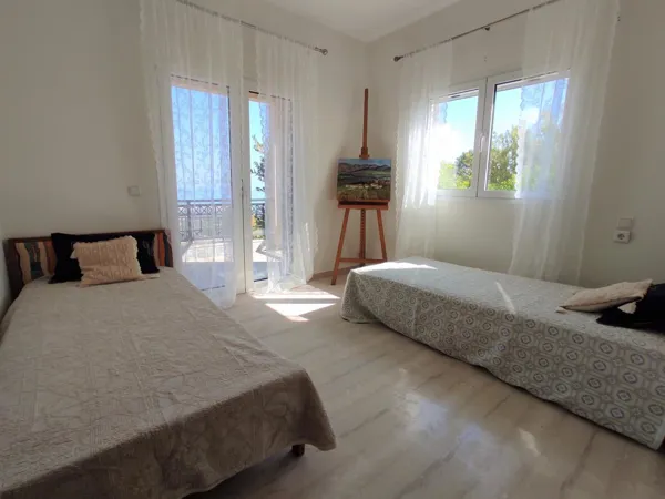 Hilltop villa overlooking the sea in Crete - Prines, Rethymno, Crete