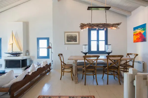 Beautiful villa just steps from the sea - Vourkari, Kea, Cyclades Islands