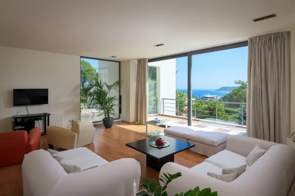 Modern villa nestled in green - Ialysos, Rhodes, Dodecanese
