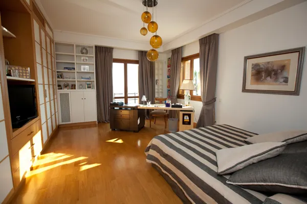Unique Villa with Swimming Pool in Lagonisi  - Lagonissi
