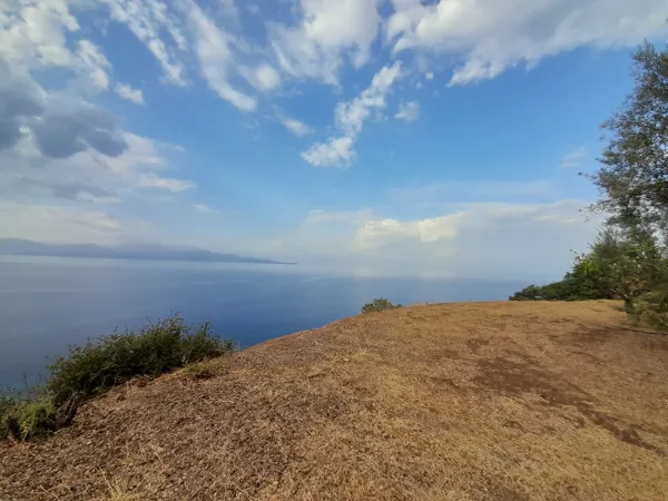 Great positioned land plot - Akrata, Achaïa, Peloponnese