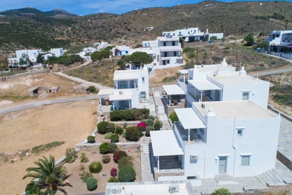 Traditional house next to the beach - Faros, Sifnos, Cyclades Islands