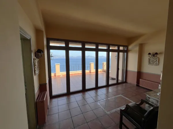 Seafront villa of amazing Tuscan-style interior  - Varnavas, Attica