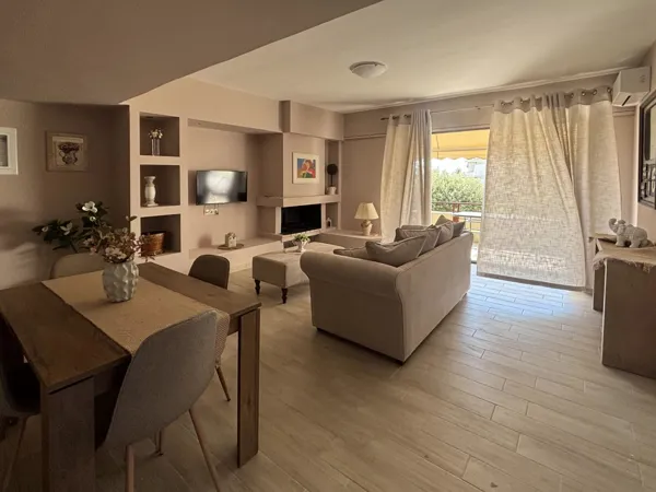 Live by the Sea- Furnished Apartment in Saronida - Saronida, Attica