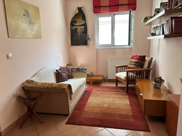 Great located residence in the north suburb of Lykovrysi - Lykovrysi, Attica