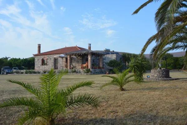 Great positioned house next to the seashore - Sigri, Lesvos, North Aegean Islands