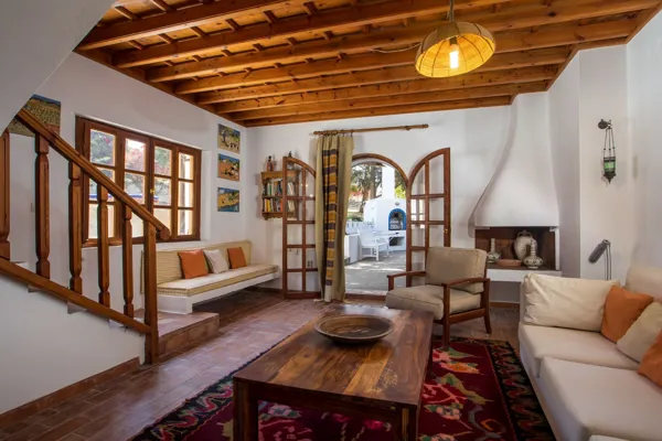 Large estate close to Lindos, Rhodes - Lindos