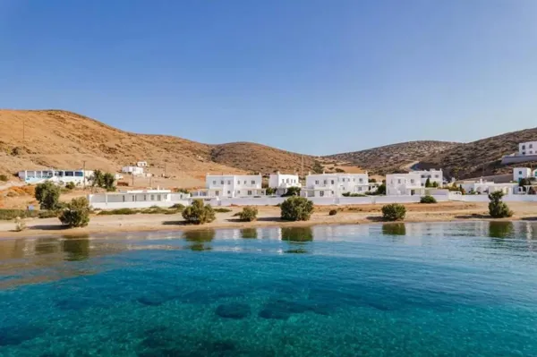 Holiday house just steps from the beach - Astypalaia