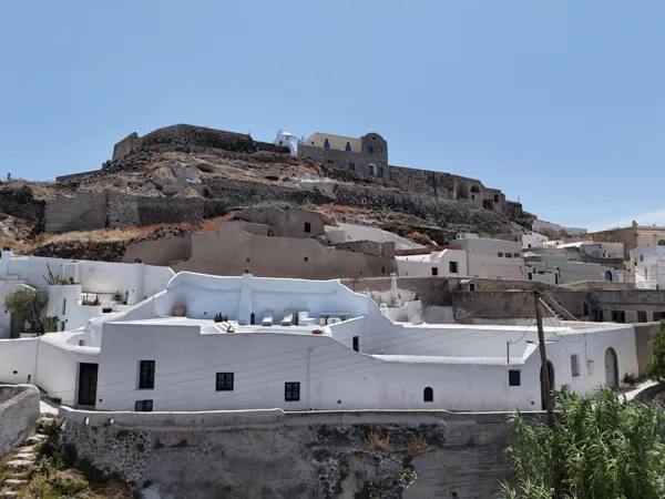 Traditional Restored 4-bedroom house - Pyrgos, Santorini, Cyclades Islands