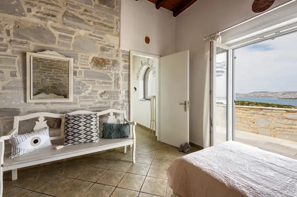 Luxury villa just steps from the beach    - Pounta, Paros, Cyclades Islands