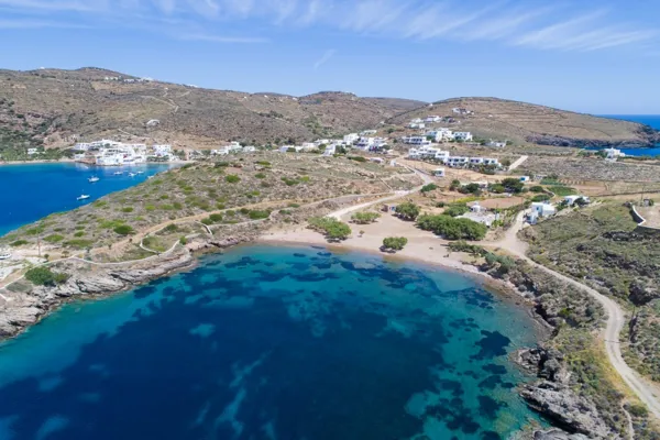 Traditional house next to the beach - Faros, Sifnos, Cyclades Islands
