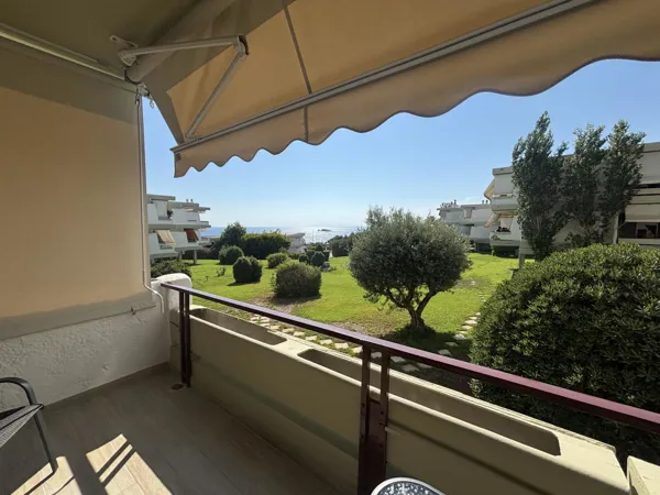 Live by the Sea- Furnished Apartment in Saronida - Saronida, Attica