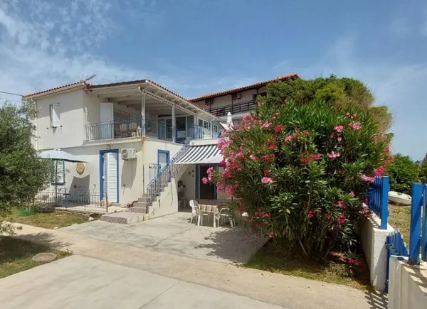 Seafront traditional house in Lixouri - Lixouri, Kefalonia, Ionian Islands