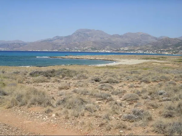 Land plot with large sea frontage - Makrygialos, Lasithi, Crete