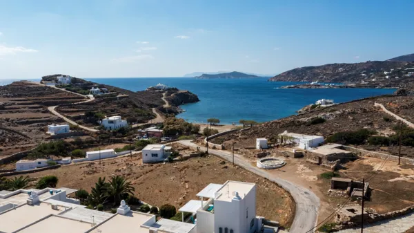 Traditional house next to the beach - Faros, Sifnos, Cyclades Islands