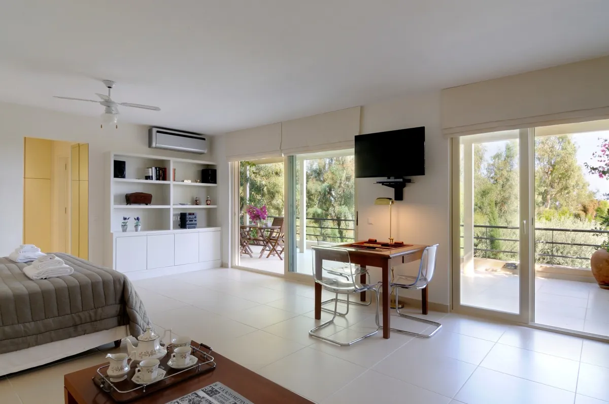 Modern estate in Porto Heli - Costa, Porto Heli, Peloponnese