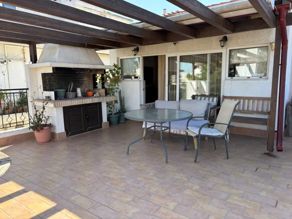 Great located residence in the north suburb of Lykovrysi - Lykovrysi, Attica