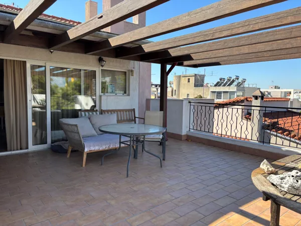Great located residence in the north suburb of Lykovrysi - Lykovrysi, Attica