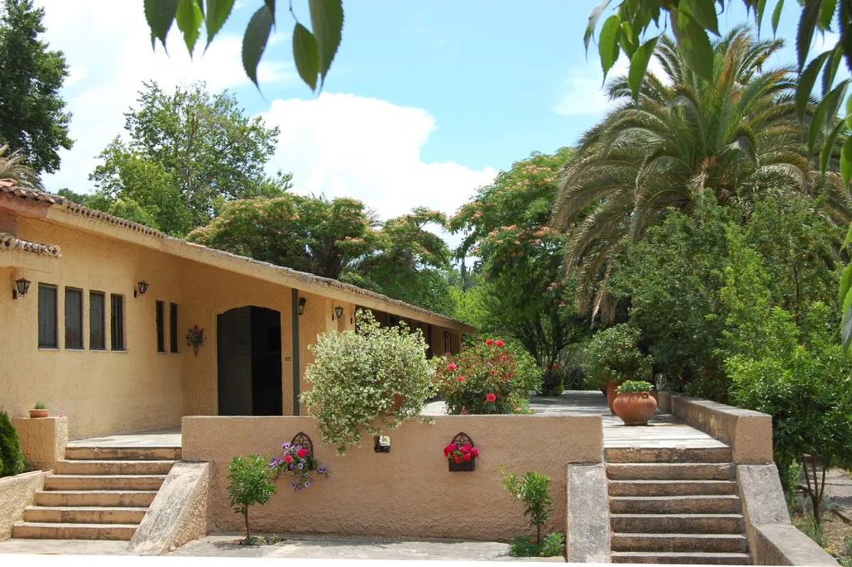 Unique villa with separate Guest house - Raches, Fthiotida, Central Greece