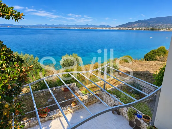 Stunning seafront villa in Verga beach - Kalamata, Messinia, Peloponnese