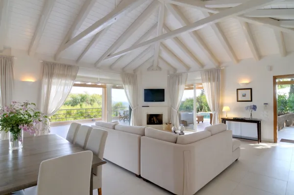 Modern estate in Porto Heli - Costa, Porto Heli, Peloponnese